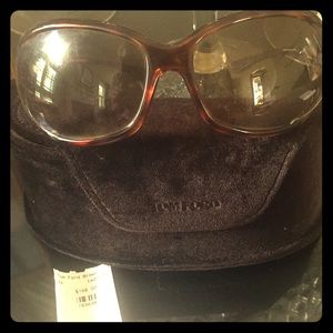 COPY - In perfect condition. Only worn once.